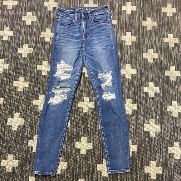 American Eagle Outfitters Denim - American Eagle 6 Regular Skinny Jeans